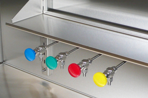 Solventdistributie voor handschoenenkasten Solventdistributie voor handschoenenkasten
