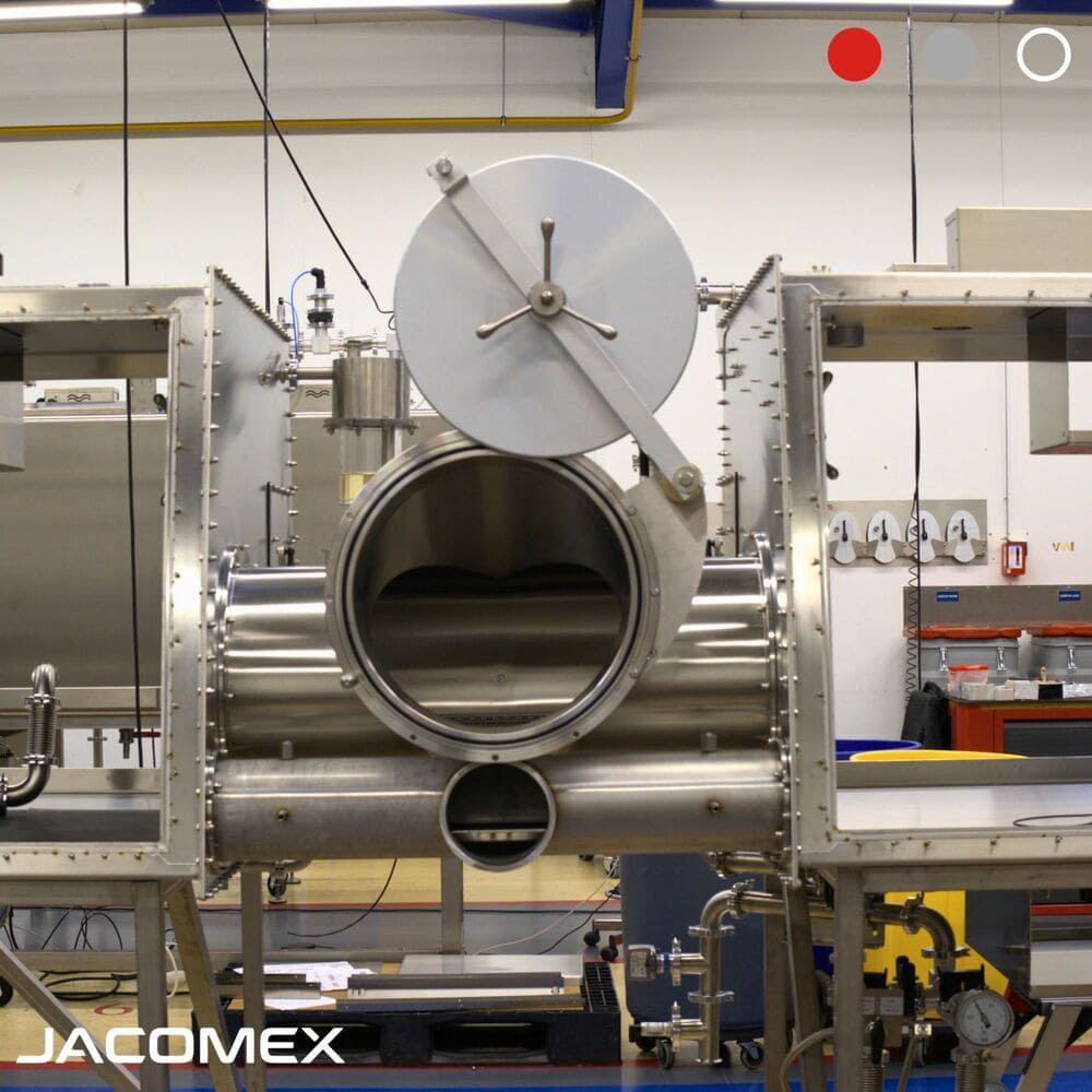 Optimize your transfers with Jacomex T-shaped vacuum airlocks Optimize your transfers with Jacomex T-shaped vacuum airlocks