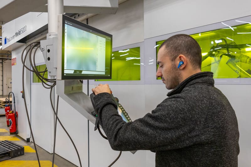 Integratie van nucleaire processen in een Glovebox